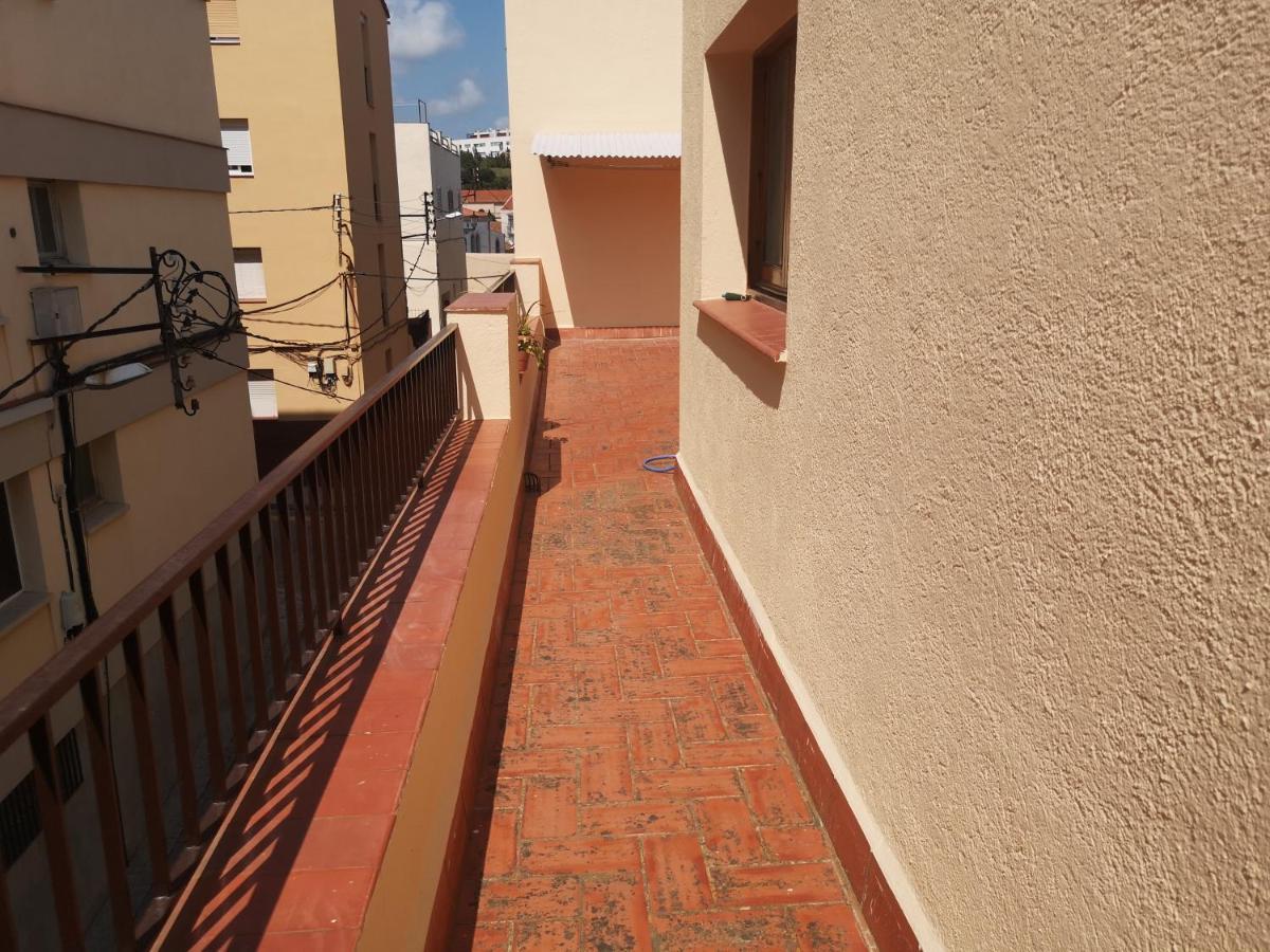 Apartamento Duplex Vacacional 阿雷尼斯德马尔 外观 照片