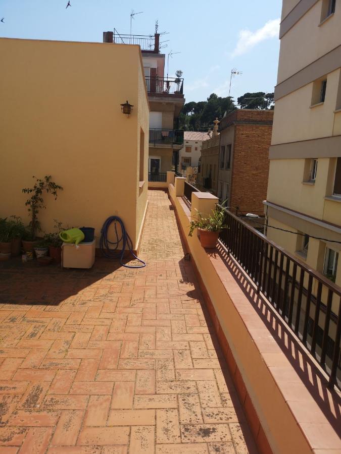 Apartamento Duplex Vacacional 阿雷尼斯德马尔 外观 照片